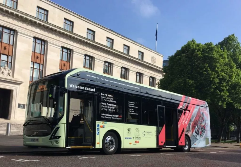 cardiff onibus eletricos